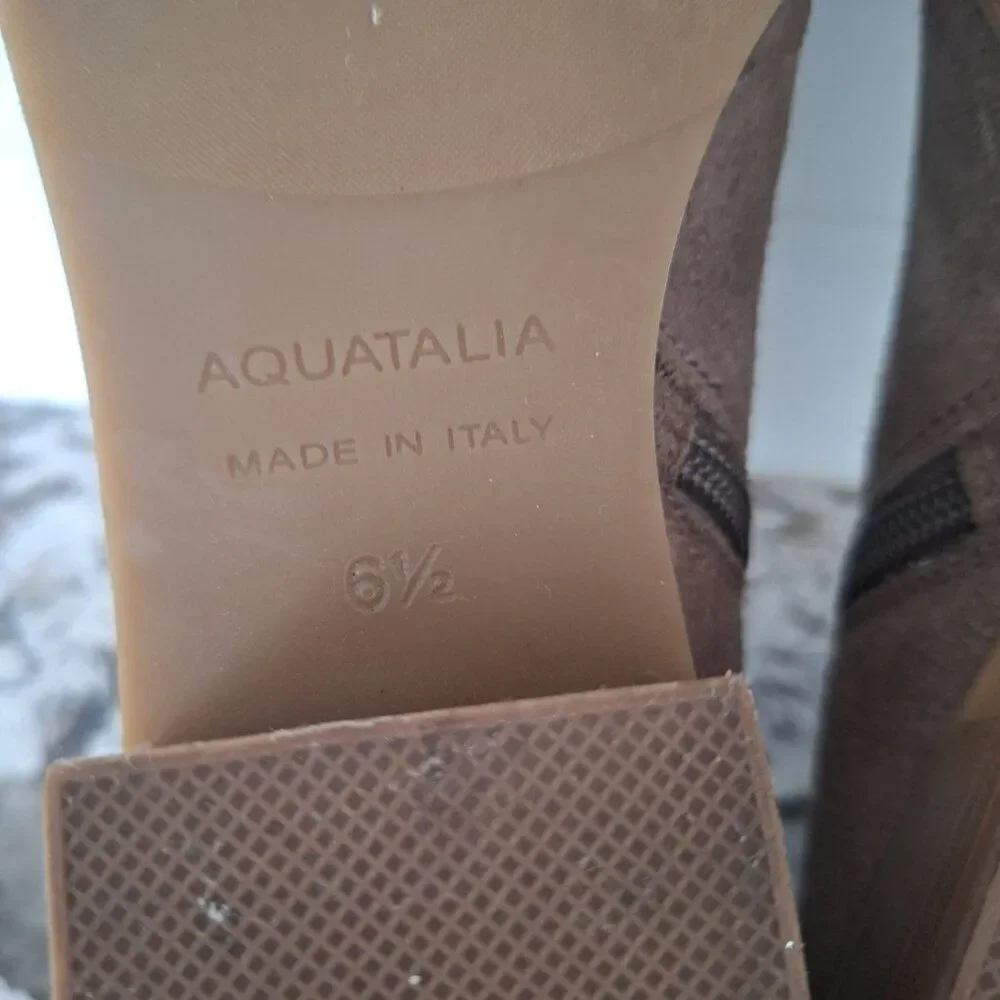Aqutalia Suede Ankle  Booties‎ Size 6.5